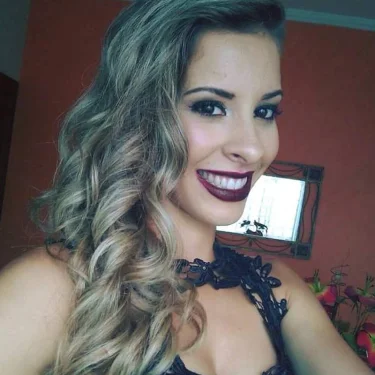 Egressa  aprovada em Aprimoramento de Nutrio Clnica Hospitalar
