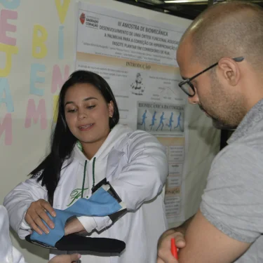 Sucesso na 3 Mostra de Biomecnica e 2 Ciclo de Palestras em Biomecnica Aplicada  Reabilitao