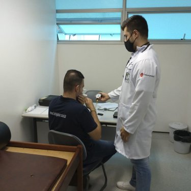 Curso de Fisioterapia realiza atendimentos em pacientes com sequelas da COVID-19