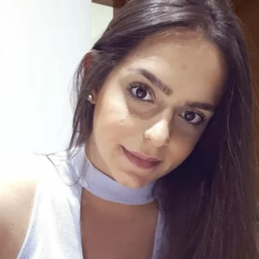 Egressa de Enfermagem  aprovada em 1 lugar na Sorri Bauru