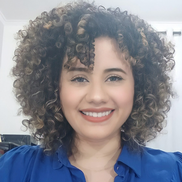 Egressa de Pedagogia é aprovada em Mestrado na Unesp de Marília