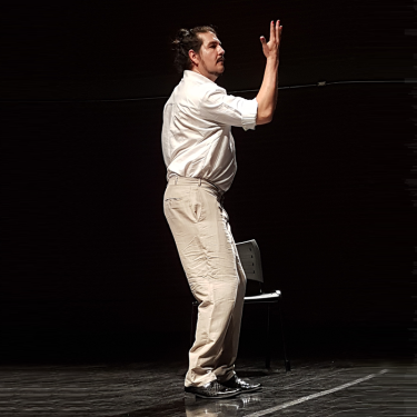 Docente dos cursos de Artes e Teatro apresenta pesquisa em Simpósio Internacional