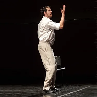 Docente dos cursos de Artes e Teatro apresenta pesquisa em Simpsio Internacional