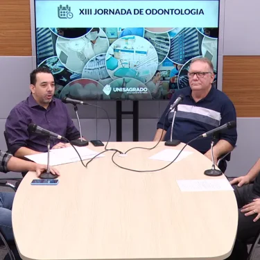 UNISAGRADO promoveu a XIII Jornada de Odontologia em comemorao aos 30 anos do curso