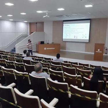 UNISAGRADO realizou treinamentos com equipes da prefeitura do campus, conservao e limpeza