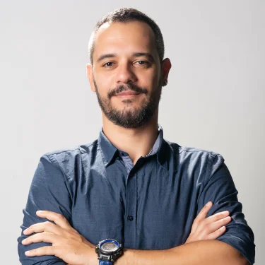 Docente desenvolve estudo de Ps-doutorado com parceria internacional