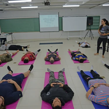 III Jornada de Educao Fsica contou com oficinas de Yoga e Natao