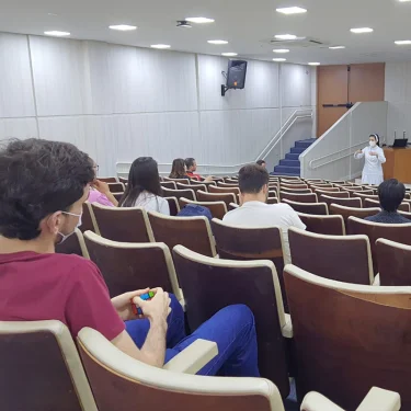 Com o tema Liderana Jovem, estudantes participam do primeiro Encontro com a Reitora