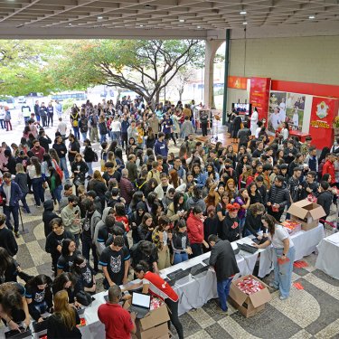 Feira das Profissões 2022 do UNISAGRADO recebeu mais de oito mil visitantes e 60 colégios de Bauru e região