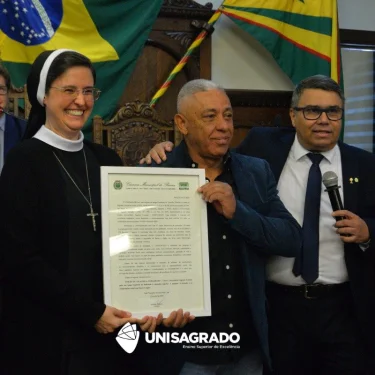 UNISAGRADO recebe Moo de Aplausos na Cmara Municipal de Bauru