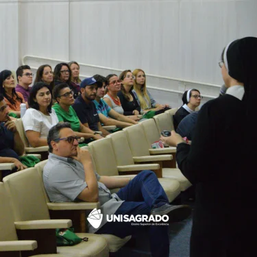 Compaixo, Esperana e Felicidade: comisses temticas do UNISAGRADO se renem para compartilhar aes e resultados