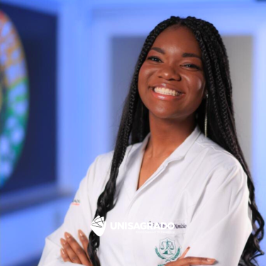 Formanda de Nutri��o do UNISAGRADO � aprovada em especializa��o em Botucatu