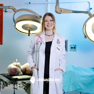 Egressa de Enfermagem do UNISAGRADO � aprovada em Resid�ncia na USP de Bauru
