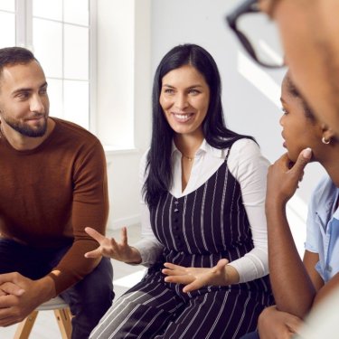 Quer aprimorar suas habilidades sociais?