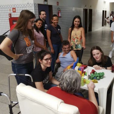 Emoção e fraternidade no 6º Retiro Universitário