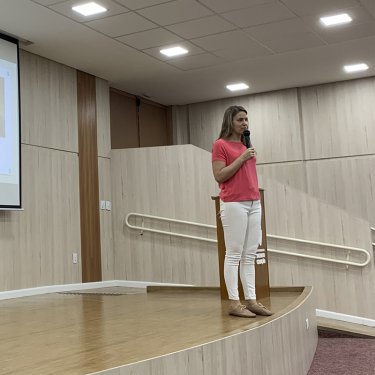 RP Comunica promove palestra sobre consumo consciente aos alunos da UATI