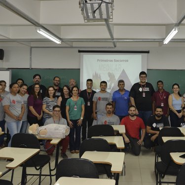 Treinamento da brigada de incêndio no UNISAGRADO