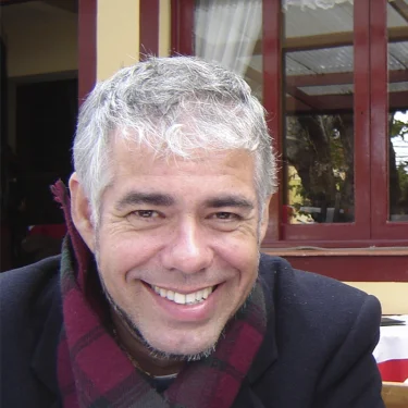 Curso de Teatro ofereceu palestra virtual aos estudantes com cengrafo do Castelo R-Tim-Bum