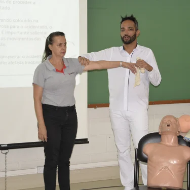Integrantes da CIPA participam de treinamentos para preveno de acidentes