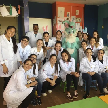 Projeto de Extenso realizou ao de Pscoa no Hospital Estadual de Bauru