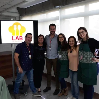 USC participa da seleo de receitas para o livro do Programa Mesa Brasil