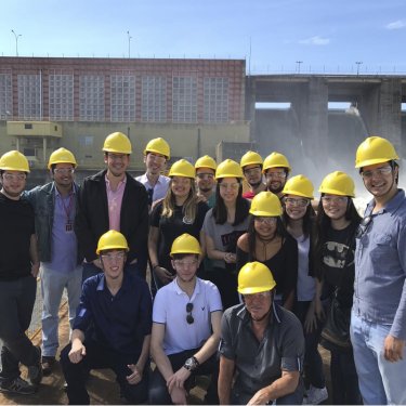 Estudantes realizam visita técnica na Usina Hidroelétrica de Ibitinga