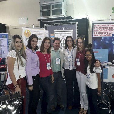 Professores e estudantes participaram da 34ª Reunião Anual da Sociedade Brasileira de Pesquisa Odontológica