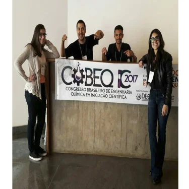 Estudantes participam de Congresso de Engenharia Qumica em Iniciao Cientfica