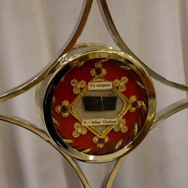 USC celebra Missa pela Bem-aventurada Cllia Merloni com a presena da relquia ex corpore para venerao