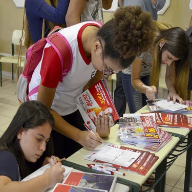 1 Frum Vocacional da Etec de Lins