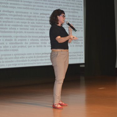 Arquitetura e Urbanismo promove palestra sobre projeto de paisagem e cidade contemporânea