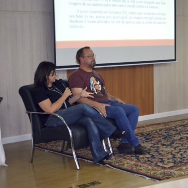 Mesa-redonda aborda Pl�gio na Comunica��o para estudantes