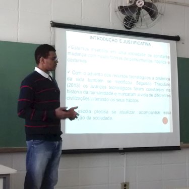 Egresso de Hist�ria conquista aprova��o em Programa de Mestrado