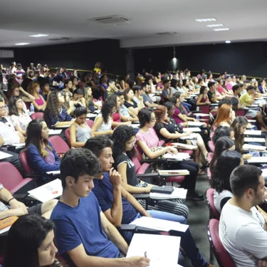 Sucesso no 1 Aulo Gabarita ENEM da USC
