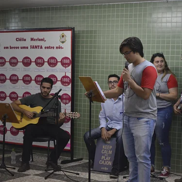 Grupo de Orao Universitrio (GOU) promove momento especial na USC