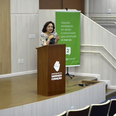 Evento de Relaes Pblicas aborda superao de barreiras interculturais