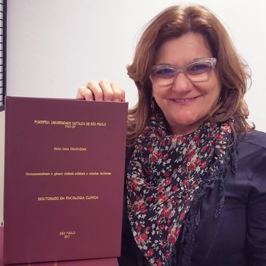 Professora de Psicologia defende doutorado
