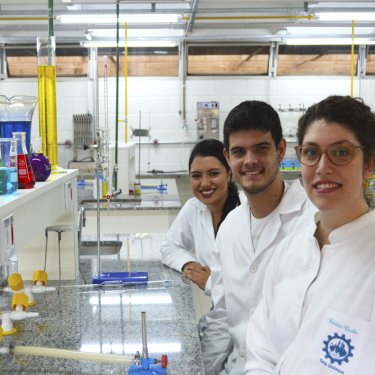 USC reinaugura laboratórios
