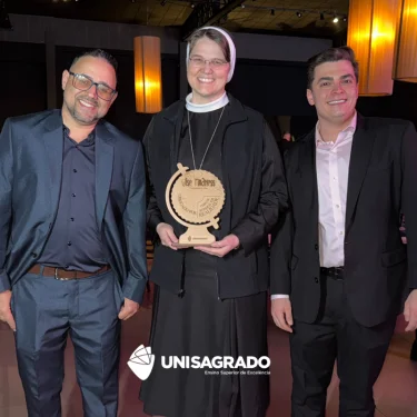 UNISAGRADO  homenageado no 3 Prmio Responsabilidade Social da Wise Madness