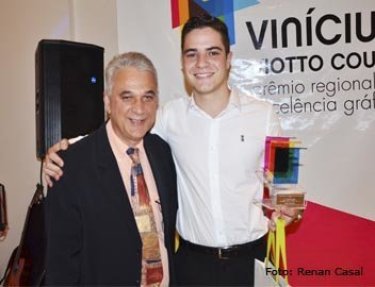 Estudante da USC vence concurso da Associação Brasileira da Indústria Gráfica (Abigraf), regional Bauru