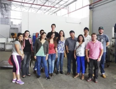 Professora e estudantes da USC realizam visita tcnica em empresa produtora de cogumelos