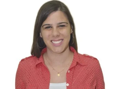 Egressa da USC  aprovada em aprimoramento no Lauro de Souza Lima