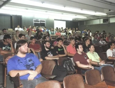 Cursos de Administrao e Cincia da Computao da USC participam de palestra sobre Software de Gesto Empresarial