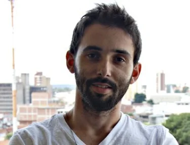 Estudante do curso de Arquitetura e Urbanismo da USC cria pgina no Facebook para divulgar seus desenhos