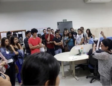 Curso de Jornalismo da USC realiza visita ao Jornal da Cidade de Bauru
