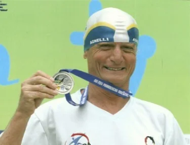 Professor da USC participar de campeonatos de natao na Colmbia