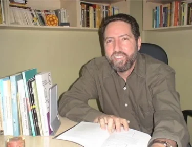 Redao cientfica  tema de palestra com professor Gilson Volpato