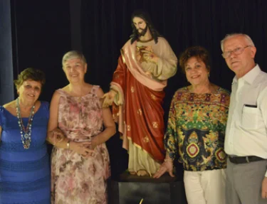 Egressos da USC se reencontram aps 50 anos de formados