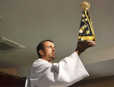 USC recebeu a imagem peregrina de Nossa Senhora Aparecida