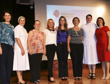 Sucesso nos eventos de incentivo  pesquisa da USC